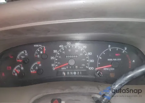 2001 Ford Excursion Limited из США, поврежденный, VIN 1FMSU43F81EC39431